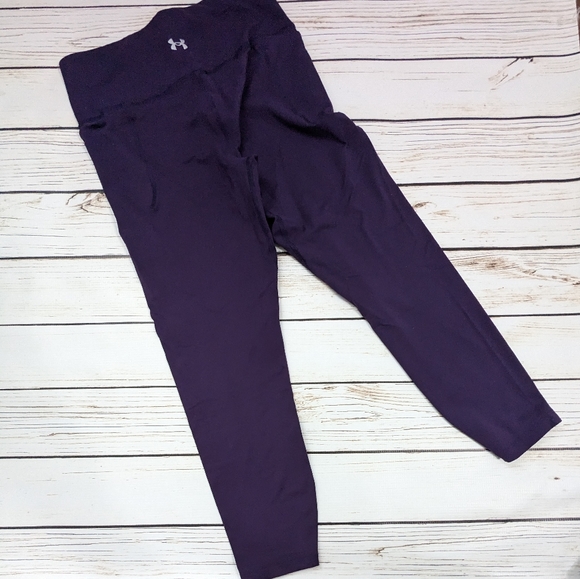 UA Under Armour Meridian Ankle Leggings - Picture 6 of 10